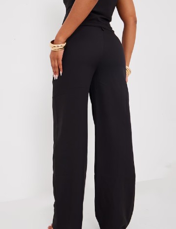 Pantaloni PRETTYLITTLETHING, negru