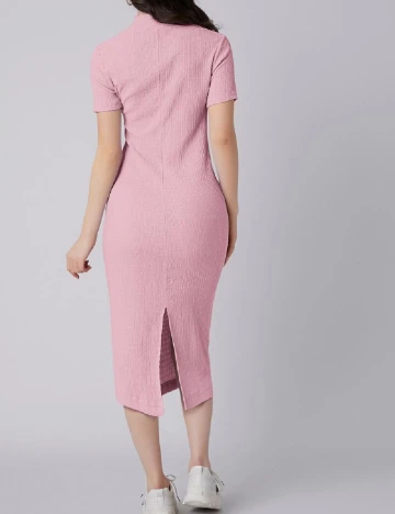 Rochie medie SHEIN, roz