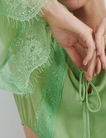 Top Reserved, verde