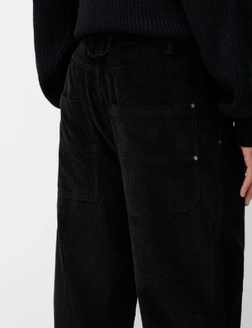 Pantaloni Bershka, negru