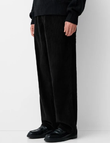 Pantaloni Bershka, negru