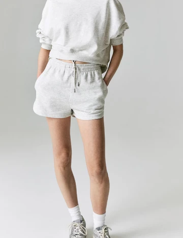 Pantaloni scurti H&M, gri