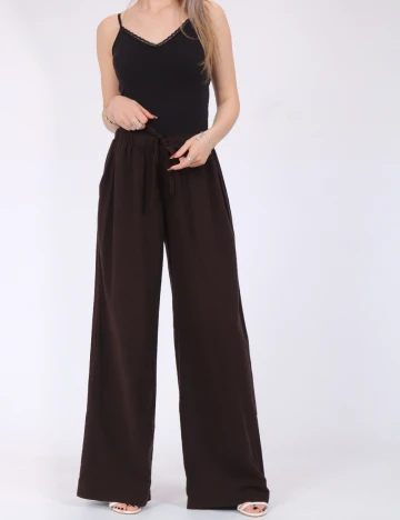 Pantaloni Vero Moda, maro