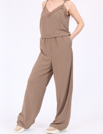 Pantaloni Vero Moda, maro