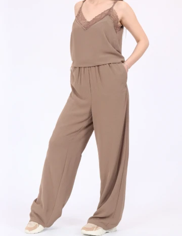 Pantaloni Vero Moda, maro