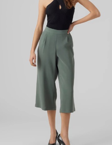 
						Pantaloni Vero Moda, verde