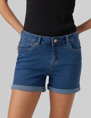 Pantaloni scurti Vero Moda, albastru Albastru
