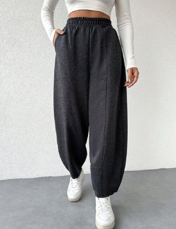 
						Pantaloni SHEIN, negru