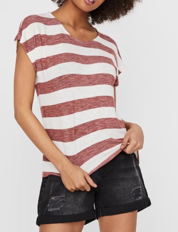 
						Tricou Vero Moda, alb/visiniu