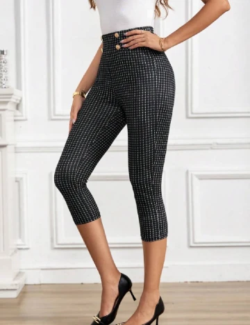 Pantaloni scurti SHEIN, negru Negru