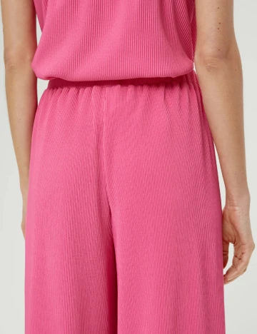 Pantaloni s.Oliver, roz