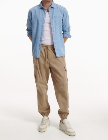 
						Pantaloni Reserved, maro