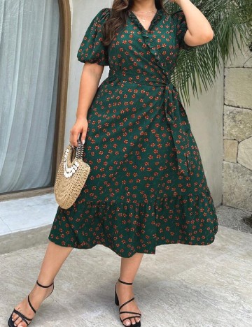 Rochie medie SHEIN CURVE, verde