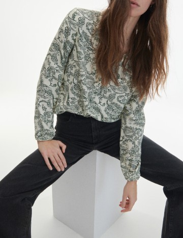
						Bluza Reserved, crem/verde