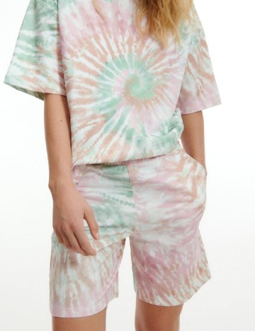 
						Pantaloni scurti Reserved, mix culori