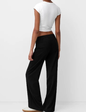 Pantaloni Bershka, negru