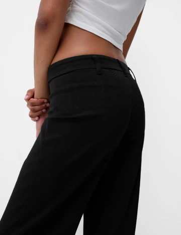 Pantaloni Bershka, negru