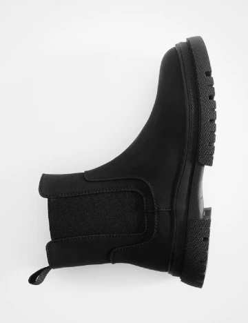 Ghete Reserved, negru