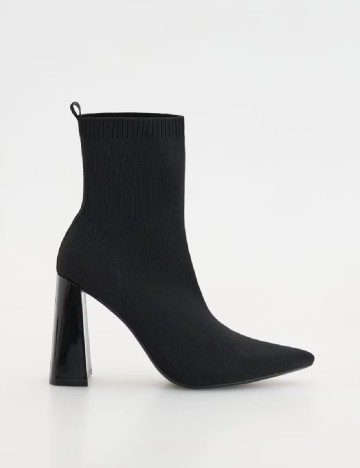 
						Botine Reserved, negru