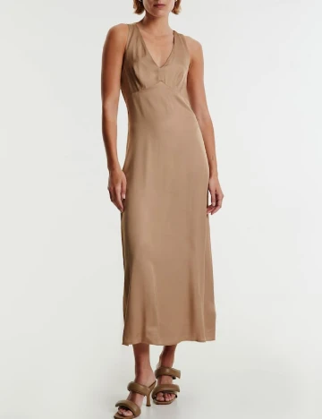 Rochie medie Edited, maro Maro