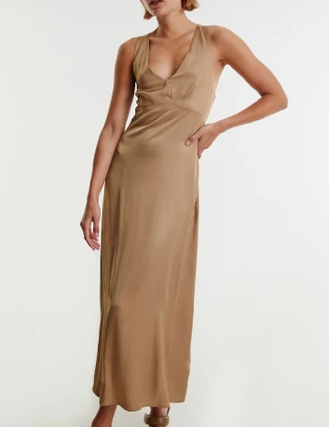 Rochie medie Edited, maro Maro
