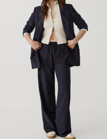 Pantaloni Stradivarius, bleumarin