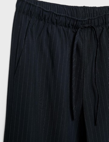 Pantaloni Stradivarius, bleumarin
