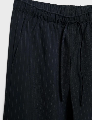 Pantaloni Stradivarius, bleumarin