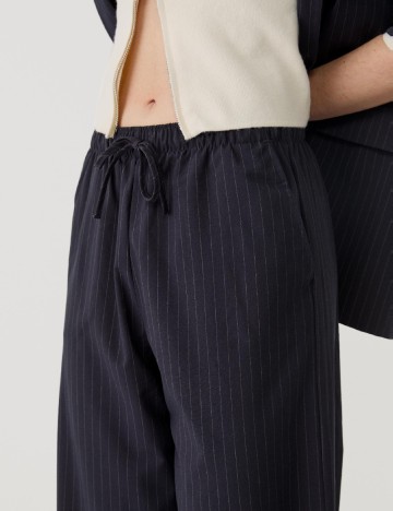 Pantaloni Stradivarius, bleumarin