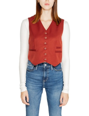 Vesta Vero Moda, maro