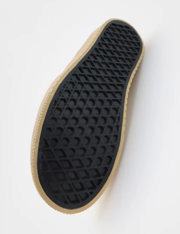 Adidasi Reserved, crem