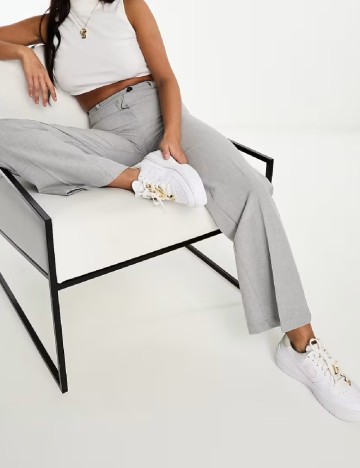 Pantaloni Bershka, gri