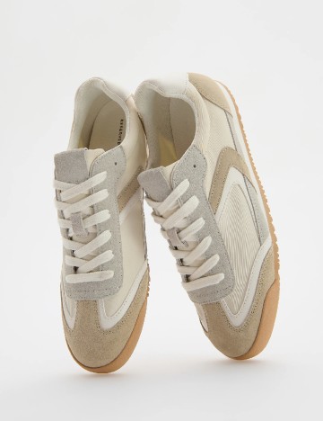 Adidasi Reserved, crem