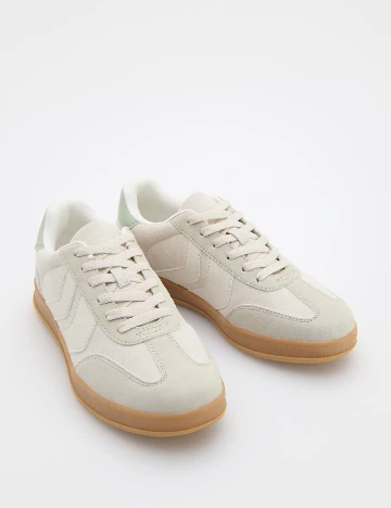 Adidasi Reserved, crem Crem