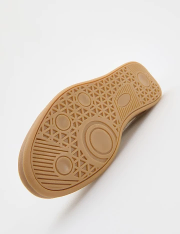 Adidasi Reserved, crem Crem