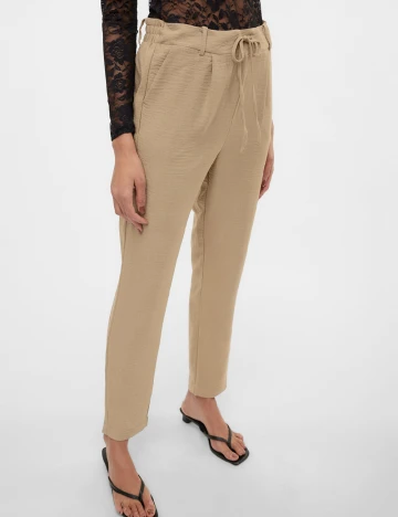 Pantaloni Vero Moda, maro Maro