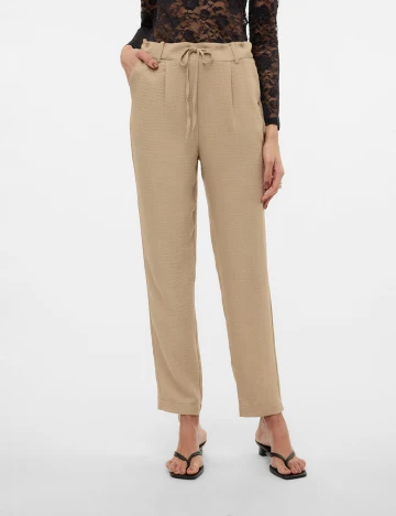 Pantaloni Vero Moda, maro Maro