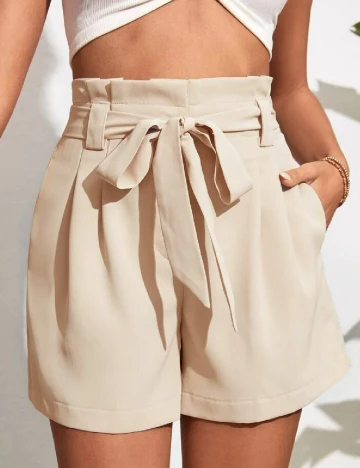 Pantaloni scurti SHEIN, crem Crem