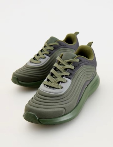 Adidasi Reserved, verde