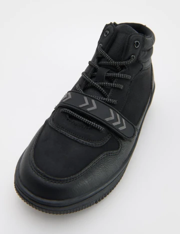 Adidasi Reserved, negru