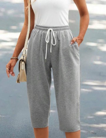 Pantaloni trei sferturi Emery Rose, gri