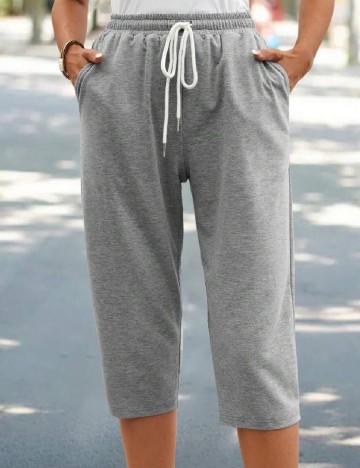 Pantaloni trei sferturi Emery Rose, gri