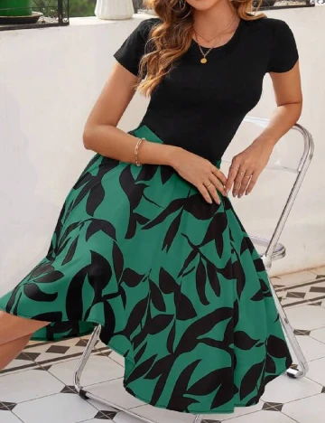 Fusta SHEIN, verde