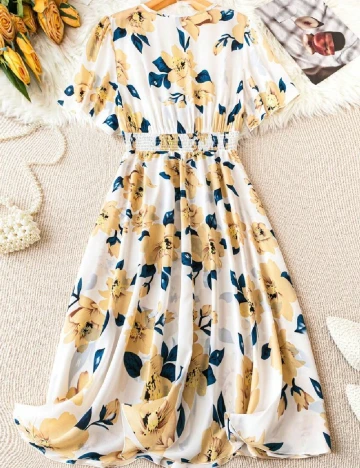 Rochie medie SHEIN CURVE, floral print