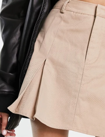 Fusta Public Desire, crem