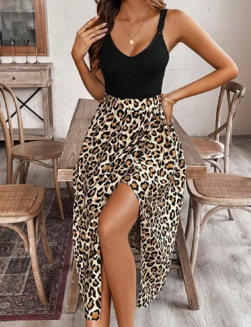 Rochie medie SHEIN, animal print