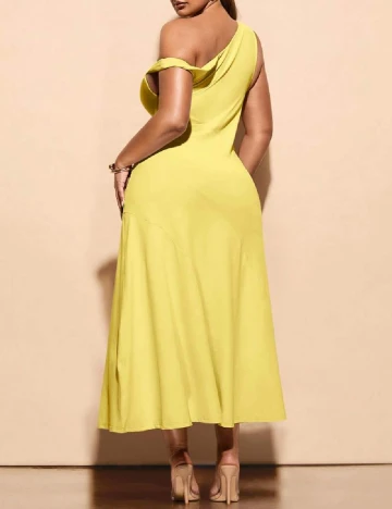 Rochie medie SHEIN CURVE, galben