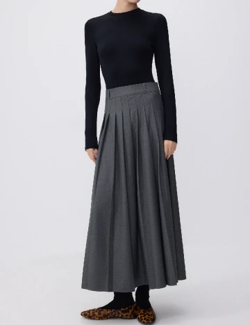 Body Reserved, negru