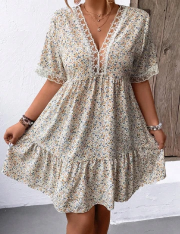 Rochie scurta SHEIN CURVE, floral print
