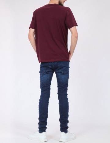 Tricou Reserved, visiniu